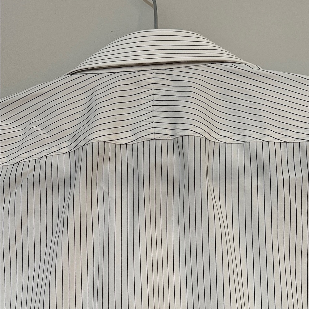 Express Design Studio White and Black Pin Striped Collared Dress Shirt Button - Picture 4 of 11